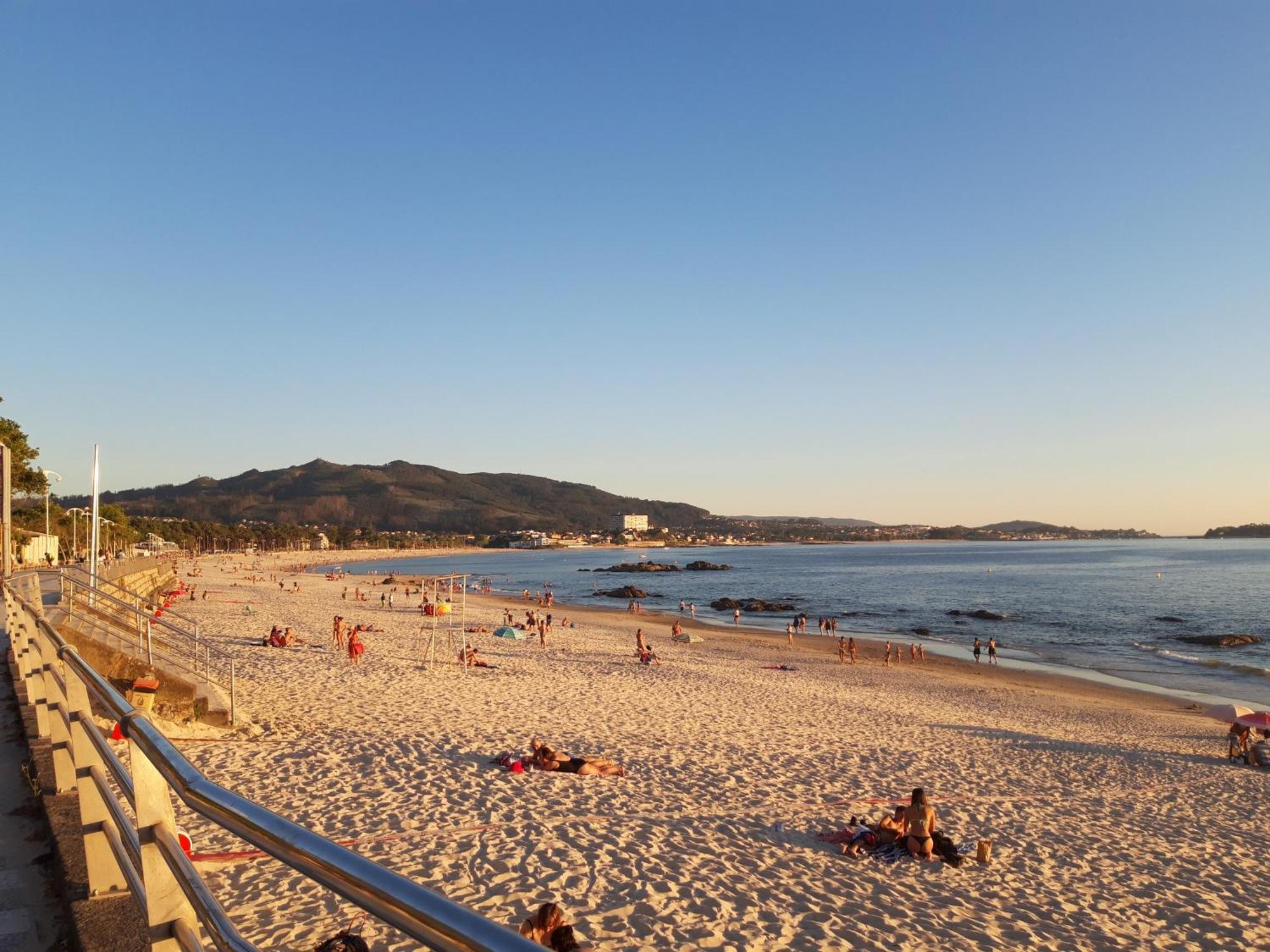 דירות ויגו Atico En La Playa De Samil מראה חיצוני תמונה